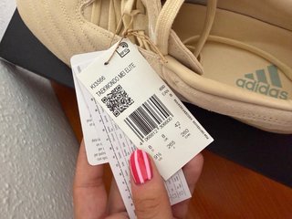 Adidas T42 Beige y Blanco Nuevas Originales