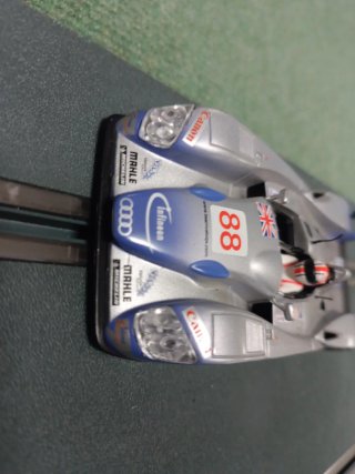 Audi R8 LMP Scalextric