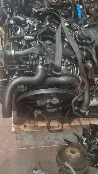 Motor range rover vogue 3.6D v8 368DT 2010