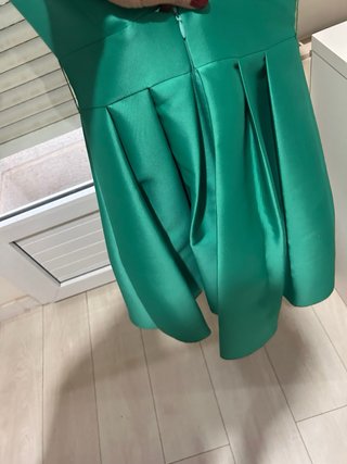 Vestido corto de fiesta verde Santiago Sánchez