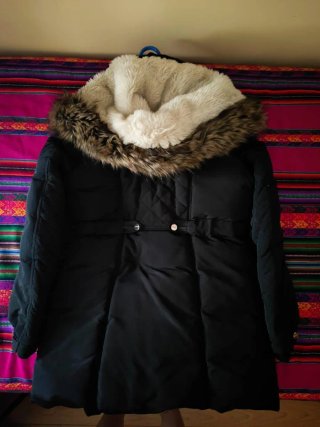 Abrigo largo plumas Stradivarius Talla L Mujer