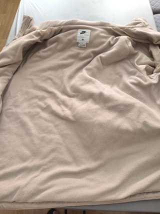Abrigo Nike Beige