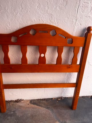 Cabecero de cama de madera