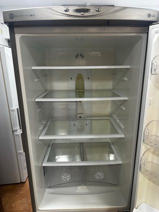 Nevera LG plateada