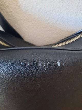 BOLSO CALVIN KLEIN NEGRO