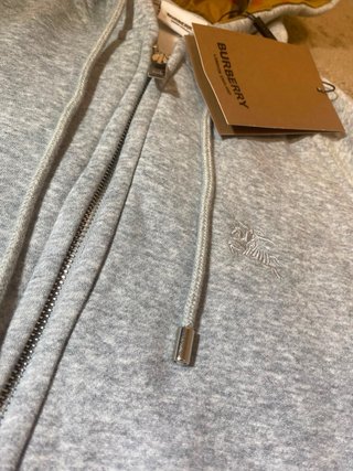 Sudadera Burberry Gris con Capucha