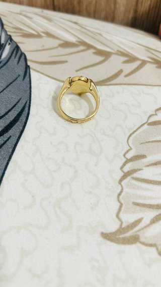 Anillo UNOde50 bañado en oro 18k negro