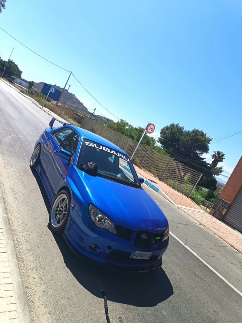 Subaru Impreza 2006 - foto 1