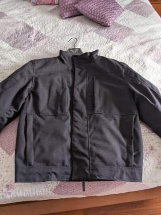 Chaqueta ARMURE Urbana Negra
