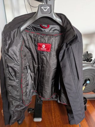 Chaqueta ARMURE Urbana Negra