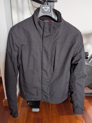 Chaqueta ARMURE Urbana Negra
