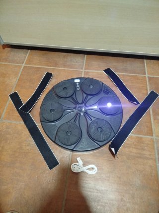 Máquina de boxeo inteligente con musica