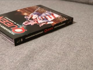 2CD + DVD Queen Hungarian Rhapsody Live Budapest.