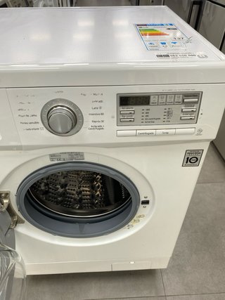 Lavadora LG Carga Frontal 8kg clase A+++ con envio