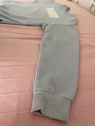 Conjunto Sudadera Puma y Pantalón Blanco