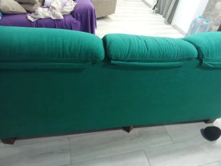 Sofá de tela verde económico