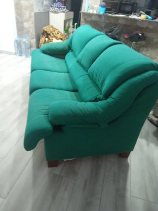 Sofá de tela verde económico