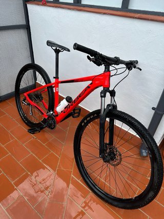 Bicicleta de Montaña Orbea Roja