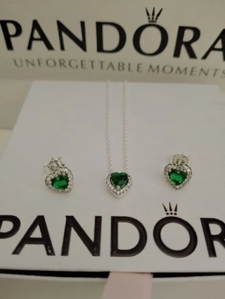 Conjunto Pandora Corazón Verde y Plata