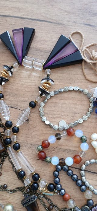 Lote Bisutería Collares y Pulseras