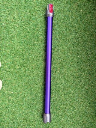 Dyson V8 con accesorios