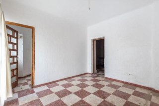 Piso en venta en Crta. De la Sierra en Granada