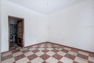 Piso en venta en Crta. De la Sierra en Granada