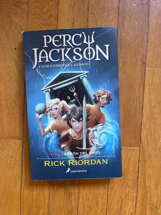 Libro Percy Jackson y los dioses del olimpo.