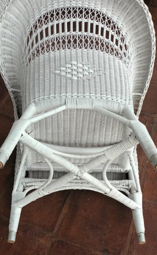 Preciosos sillones de mimbre blancos