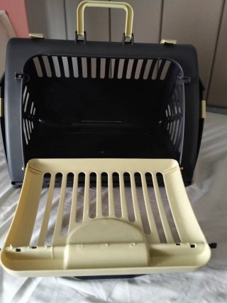 Transportín para mascotas beige y gris