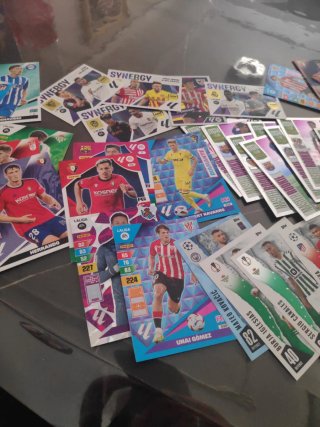 65 Cromos Panini y Topps Variados