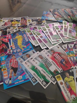 65 Cromos Panini y Topps Variados