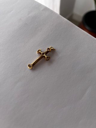 Cruz Latina Oro 18k