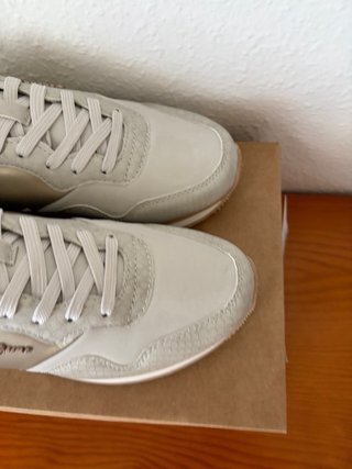 Pepe Jeans T39 beige/gris nuevas