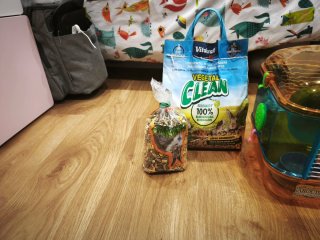 Jaula hámster + lecho + comida