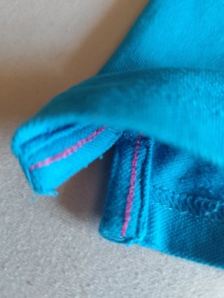 Polo GENDIVE azul y rosa manga corta