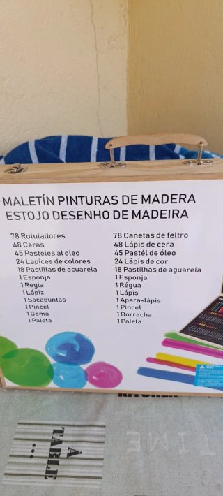 Maletín de pinturas 220 piezas