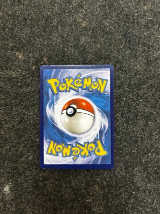 Carta Pokémon Charizard VMAX Gigantamax