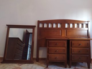 Armario  espejo Comoda  Mesas de noche Cabecero