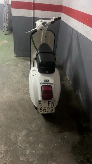Vendo Vespa Primavera PK125 b-fn 1983 Blanca