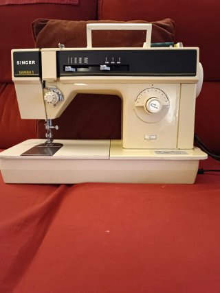 Máquina de coser Singer Samba 1