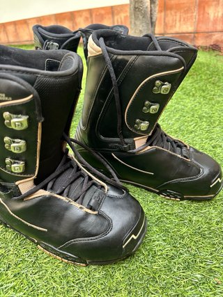 Tabla Snow + Fijaciones + Botas + Bolsa Dakine