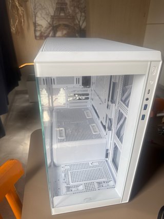 Torre PC Blanca Nueva (Sin Ventiladores)