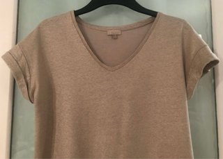 Camiseta dorada de Trucco