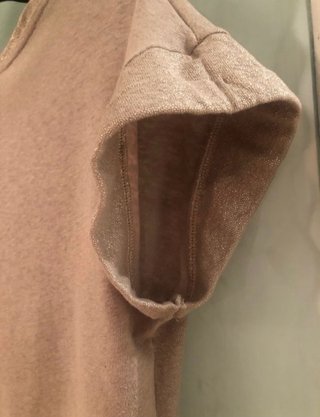Camiseta dorada de Trucco