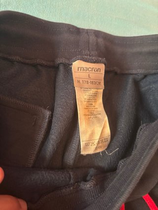 Pantalón chándal Levante UD Talla L