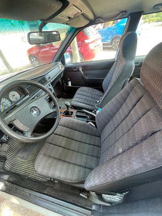 Mercedes-Benz 190 1990