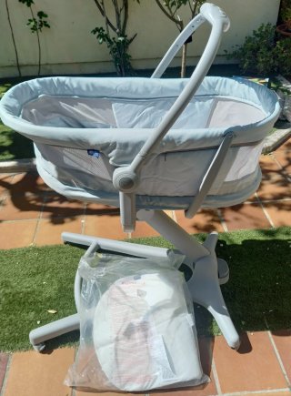 Chicco Baby Hug 4 en 1 Silla/Cuna