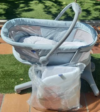 Chicco Baby Hug 4 en 1 Silla/Cuna