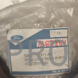 MOLDURA PARACHOQUES TRASERO FORD FOCUS NUEVO
